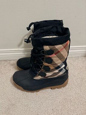 Authentic Burberry Winter Boots Women